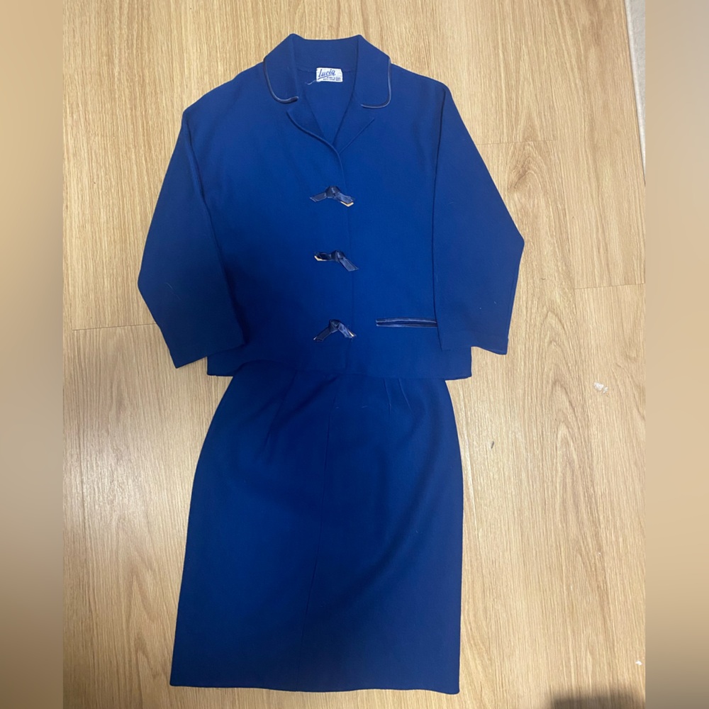 Vintage Lucia 100% pure wool skirt suit 1950s 1960s